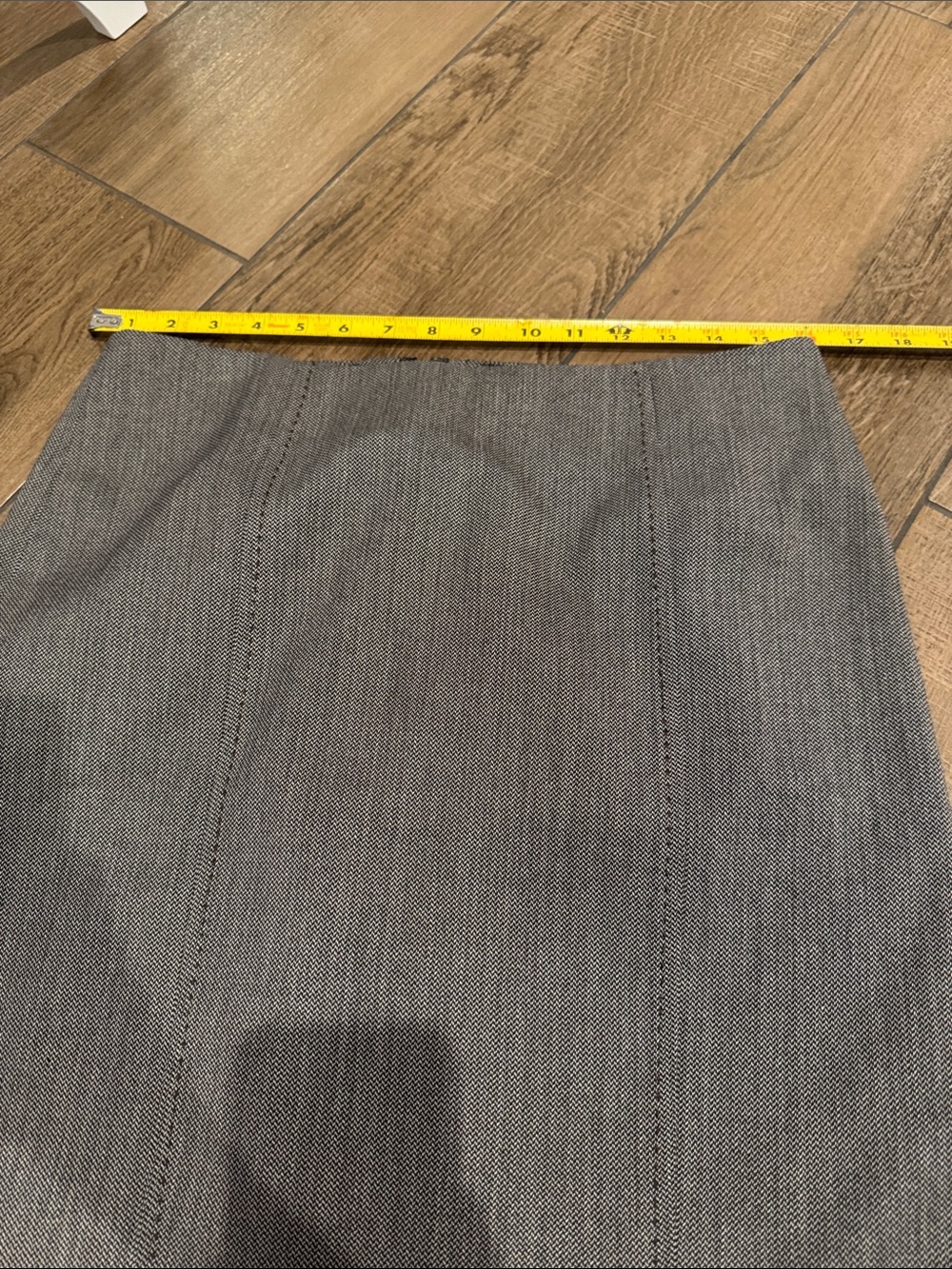 LOFT Gray Textured Pencil Skirt - Picture 5 of 6